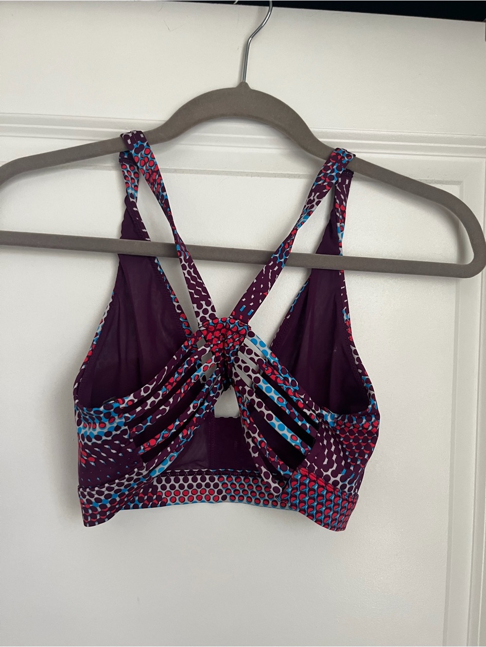 VSX Sport Strappy Back Sports Bra | Purple Multi Print | Small - Picture 2 of 3
